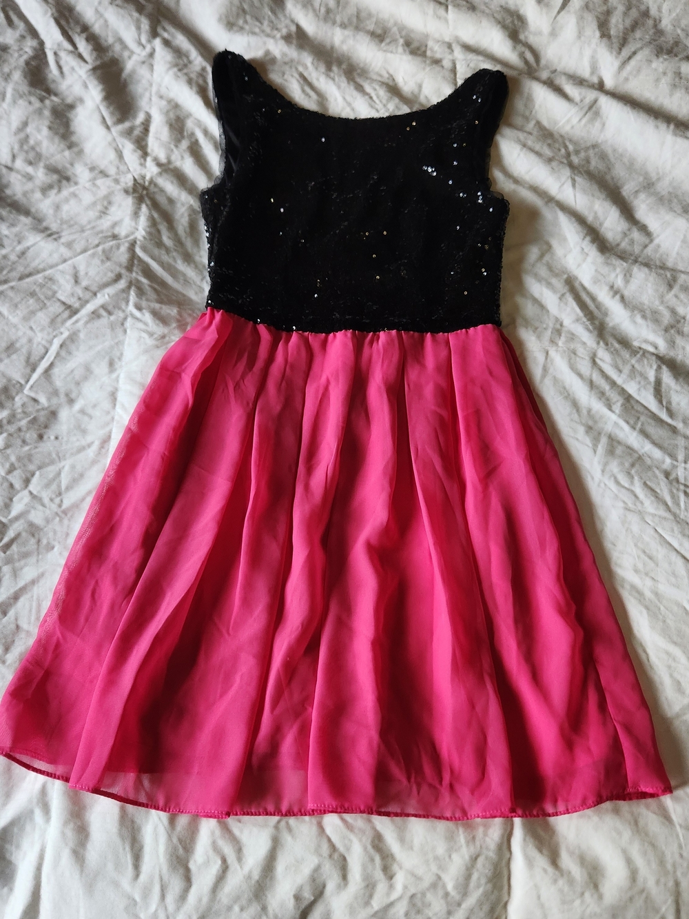 B Darlin Black Sequin Bodice Pink Chiffon Skirt Formal Dress